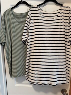 📌Bundle: JJill 3X Stripe Elbow Sleeve V-neck/Round neck Stripes Tees